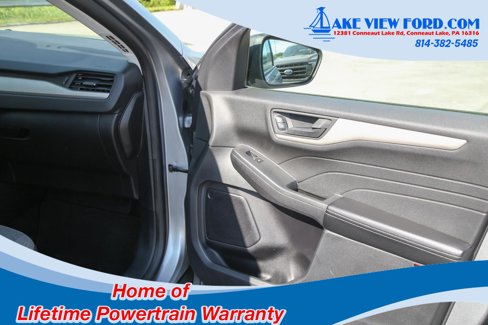 Used 2022 Ford Escape SE image 31