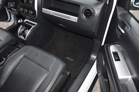 Used 2015 Jeep Compass High Altitude image 14