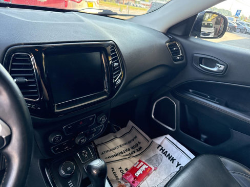 Used 2020 Jeep Compass Limited image 13
