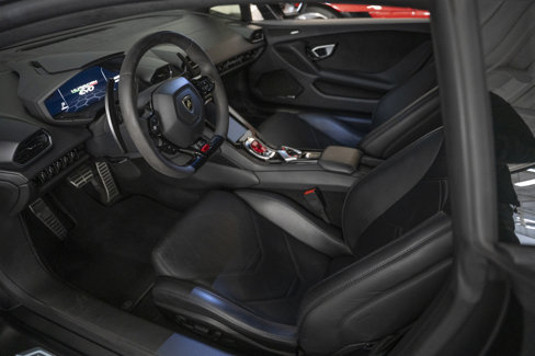 Used 2020 Lamborghini Huracan EVO image 26