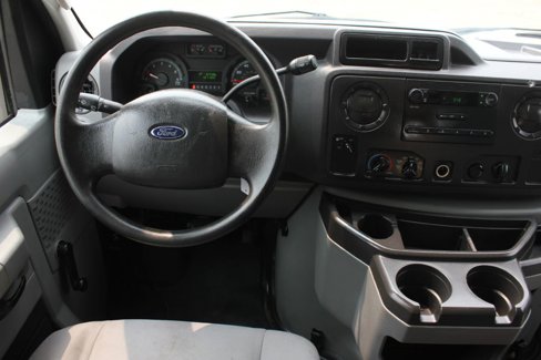 Used 2010 Ford E-350 and Econoline 350 Super Duty image 10