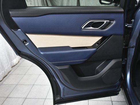 Used 2020 Land Rover Range Rover Velar R-Dynamic S image 14