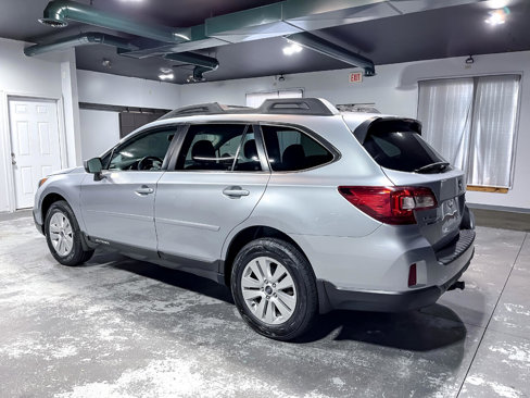 Used 2015 Subaru Outback 2.5i Premium image 6