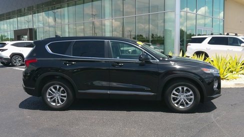 Used 2019 Hyundai Santa Fe SE image 17