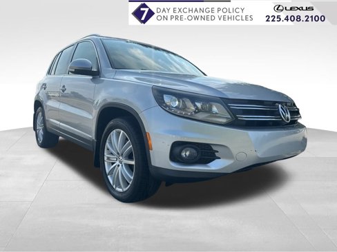 Used 2016 Volkswagen Tiguan SE image 1