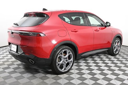 New 2024 Alfa Romeo Tonale Veloce image 28