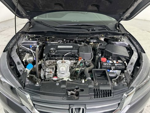 Used 2015 Honda Accord Sport image 17