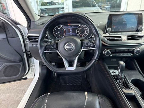 Used 2020 Nissan Altima 2.5 SR image 13