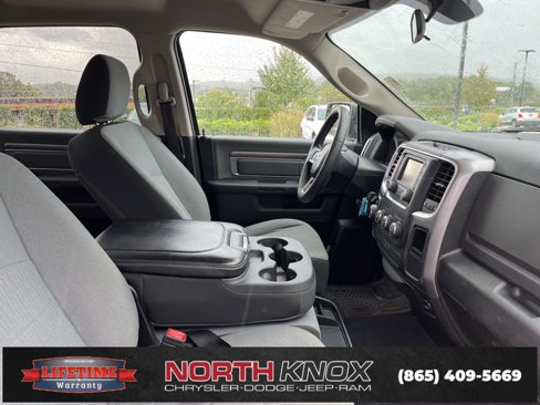 Used 2021 RAM 1500 Classic SLT image 27