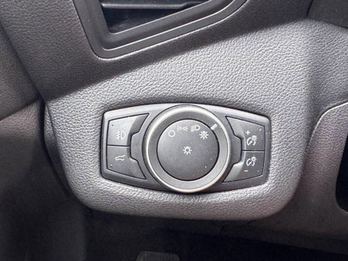 Used 2018 Ford Escape SE image 17