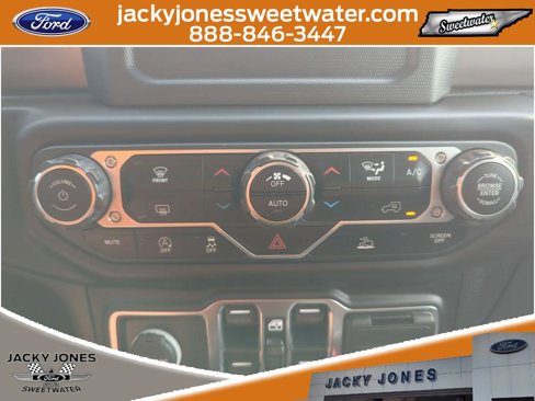 Used 2021 Jeep Wrangler Unlimited Sport image 25