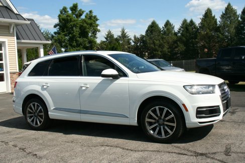 Used 2018 Audi Q7 3.0T Prestige w/ Prestige Package image 2
