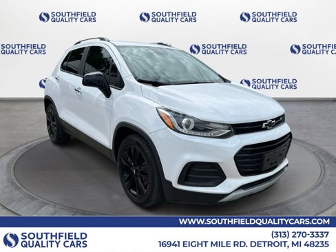 Used 2020 Chevrolet Trax LT w/ Redline Edition image 1
