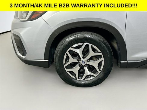 Used 2019 Subaru Forester Premium w/ All-Weather Package image 31