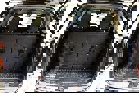 Used 2020 GMC Acadia SLE w/ Driver Convenience Package image 53
