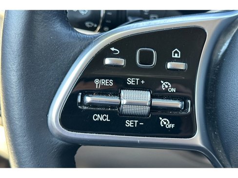 Used 2022 Mercedes-Benz GLC 300 image 33
