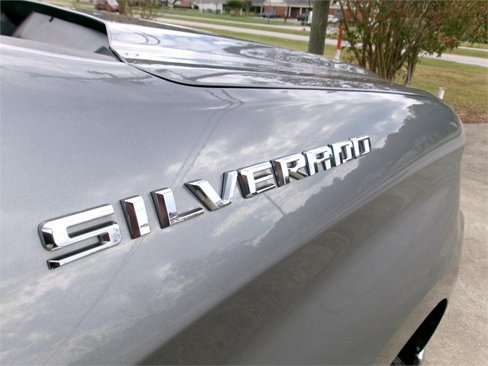 Used 2021 Chevrolet Silverado 1500 LTZ image 11