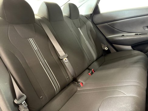 Used 2021 Hyundai Elantra SEL w/ Cargo Package image 33