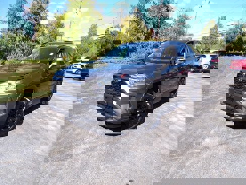 Used 2020 Toyota RAV4 LE image 1
