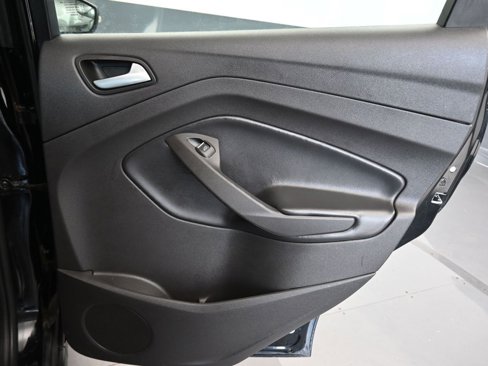 Used 2017 Ford C-MAX SE image 34