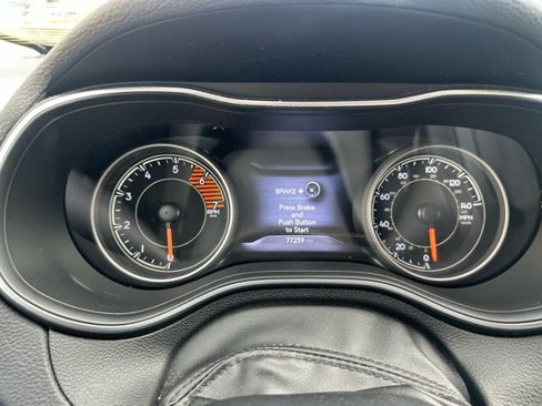 Used 2019 Jeep Cherokee Limited w/ Luxury Group image 46