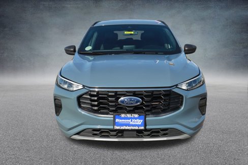 Used 2024 Ford Escape ST-Line image 2