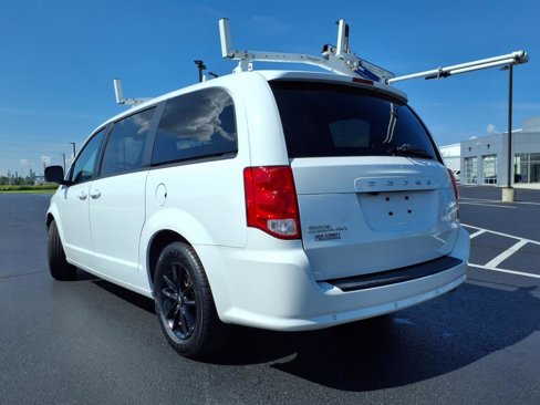 Used 2019 Dodge Grand Caravan SE image 25