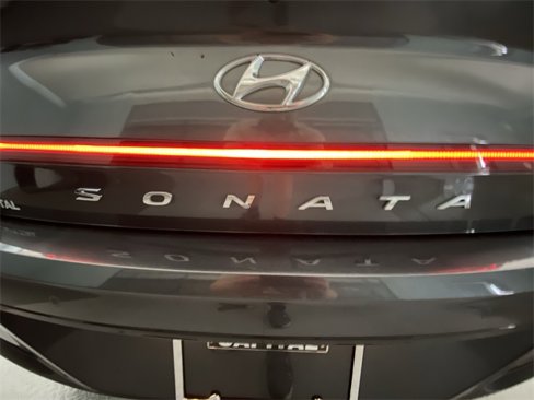 Used 2023 Hyundai Sonata Limited w/ Cargo Package image 27
