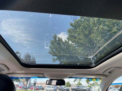 Used 2019 Ford Edge Titanium w/ Equipment Group 301A image 8
