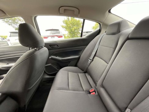 Used 2024 Nissan Altima 2.5 SV image 22