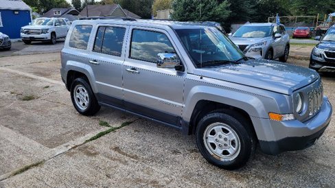 Used 2016 Jeep Patriot Sport w/ Power Value Group image 5