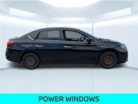 Used 2016 Nissan Sentra S image 7