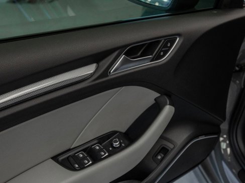 Used 2018 Audi A3 e-tron Premium Plus w/ Technology Package image 27