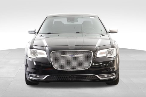 Used 2018 Chrysler 300 C w/ Sun, Sound & Nav Package image 32