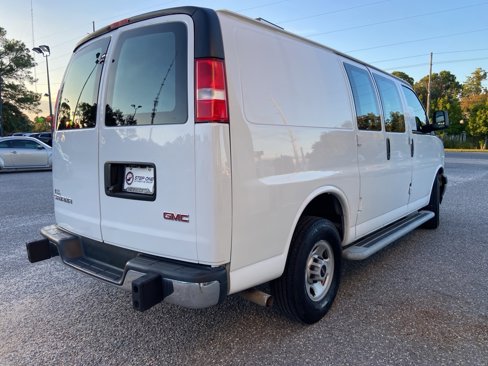 Used 2022 GMC Savana 2500 w/ Driver Convenience Package image 5