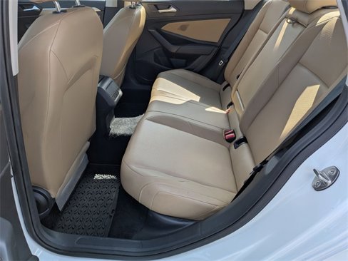Used 2019 Volkswagen Jetta SE image 27