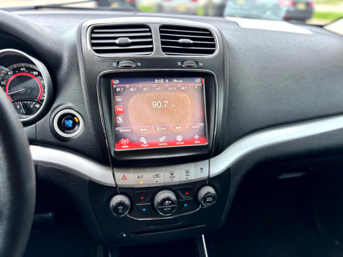 Used 2011 Dodge Journey Mainstreet w/ Sound Group image 15