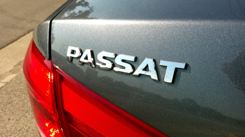 Used 2015 Volkswagen Passat 1.8T Limited Edition image 14