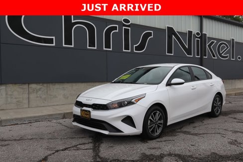 Used 2023 Kia Forte LXS image 1