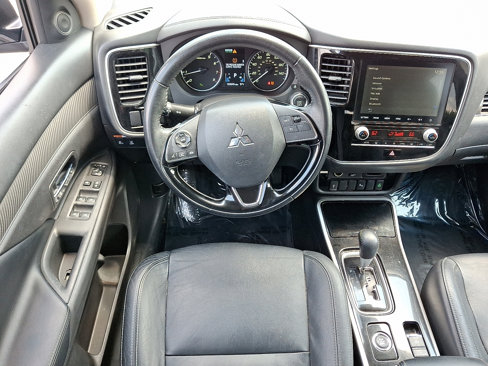 Used 2020 Mitsubishi Outlander ES image 12