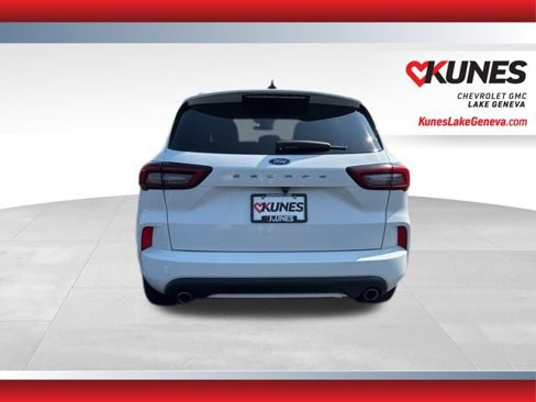 Used 2023 Ford Escape ST-Line image 5
