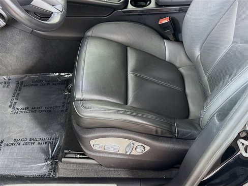 Certified 2022 Porsche Macan S image 16