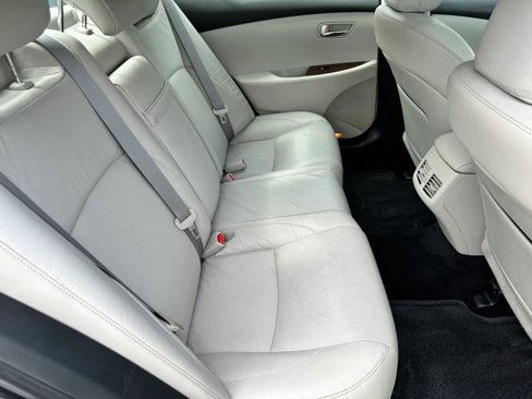 Used 2010 Lexus ES 350 image 17