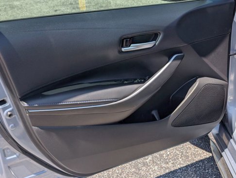 Used 2020 Toyota Corolla SE image 16