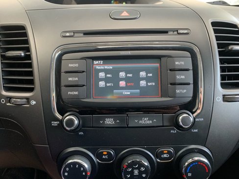 Used 2018 Kia Forte LX w/ LX Rear Camera Package image 36