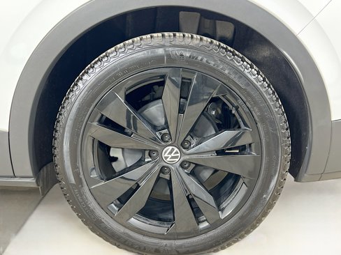 Used 2021 Volkswagen ID.4 Pro S image 30