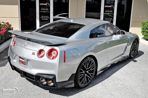 Used 2024 Nissan GT-R Premium w/ Floor Mat Package image 19