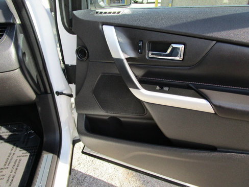 Used 2013 Ford Edge Limited image 22