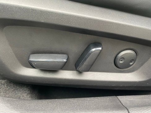 Used 2023 Mitsubishi Outlander SE image 12