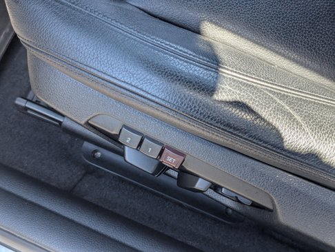 Used 2015 BMW M235i Convertible image 18